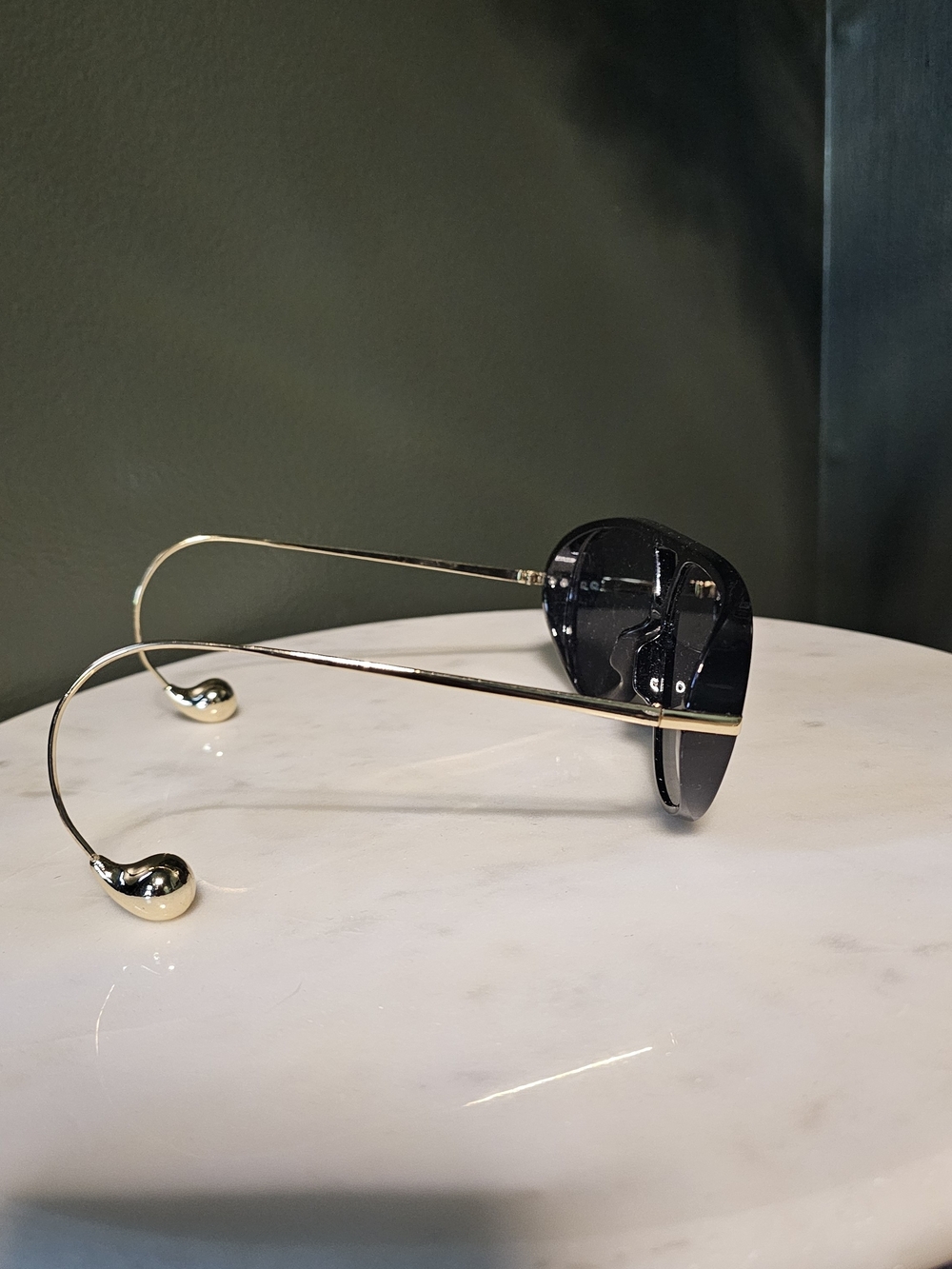 Womens Black Aviator Sunglasses - Classic Shield Style - Picture 3 of 4
